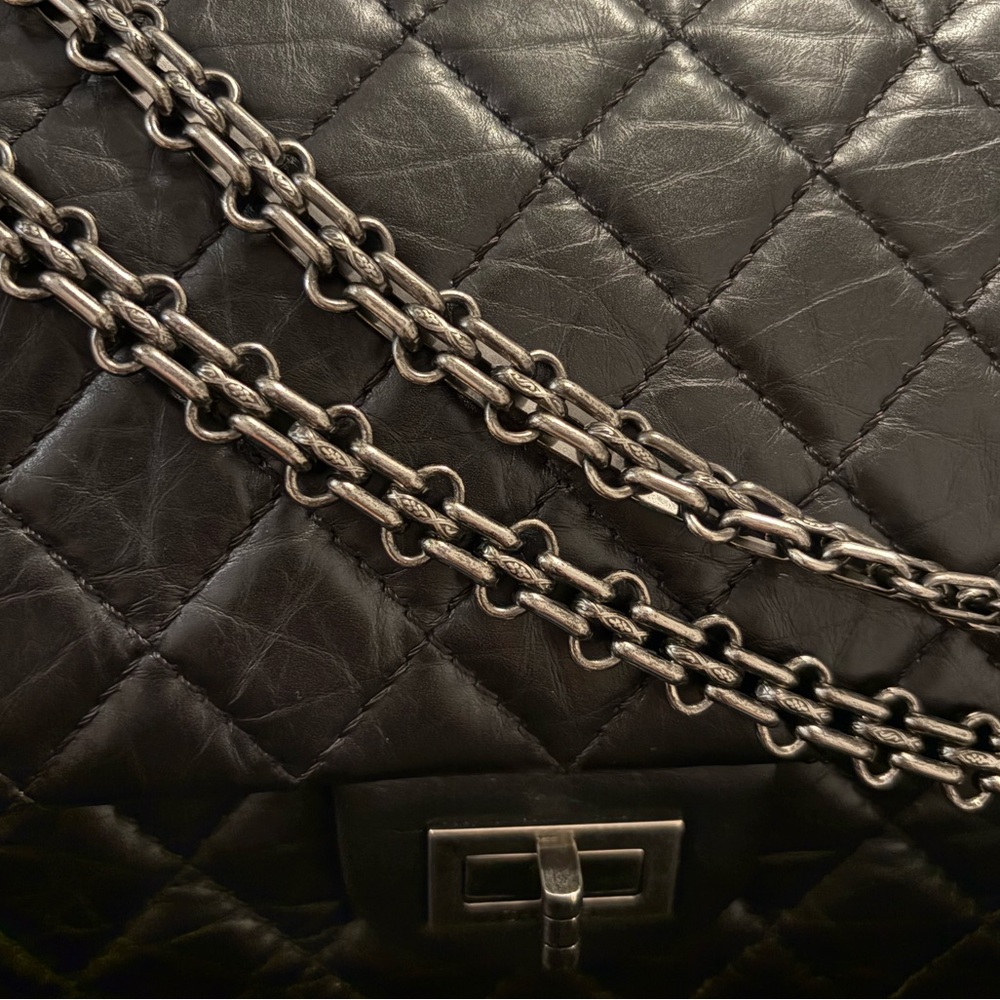 Chanel Reissue 225 Distressed Black RHW - Picture 14 of 14